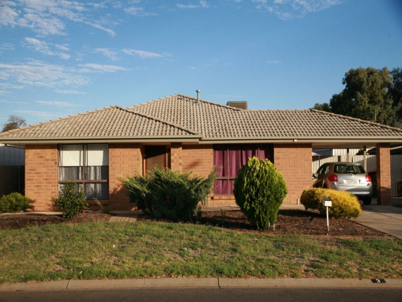 3 Reynolds Drive, Paralowie SA 5108
