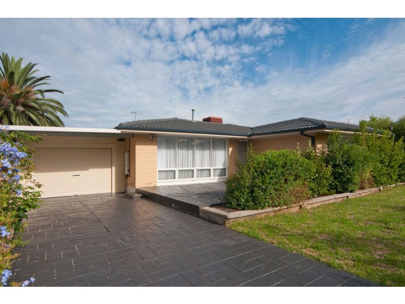 38 Kildonan Avenue, Para Vista SA 5093