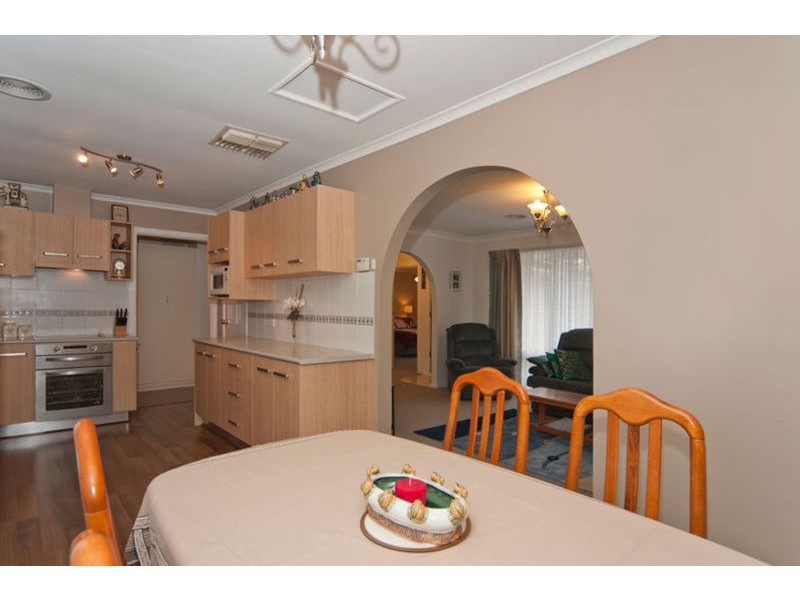 38 Kildonan Avenue, Para Vista SA 5093