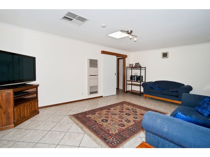 17 Lubbock Court, Wynn Vale SA 5127