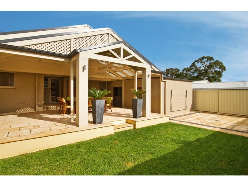 44 Glenora Drive, Ingle Farm SA 5098