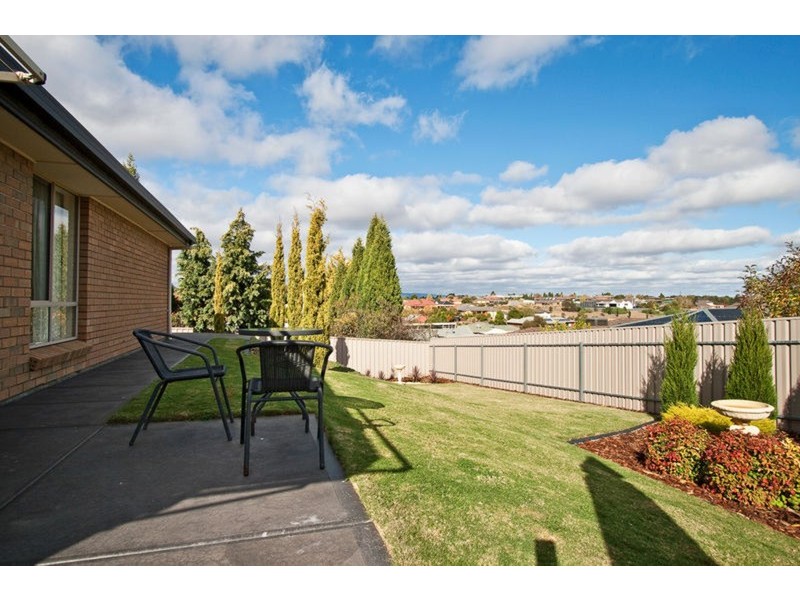 13 Forrest Court, Golden Grove SA 5125