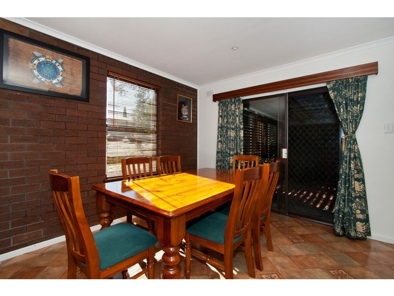 19 Katarama Road, Fairview Park SA 5126