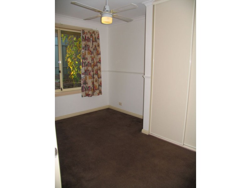 8 St Clair Parade, Greenwith SA 5125