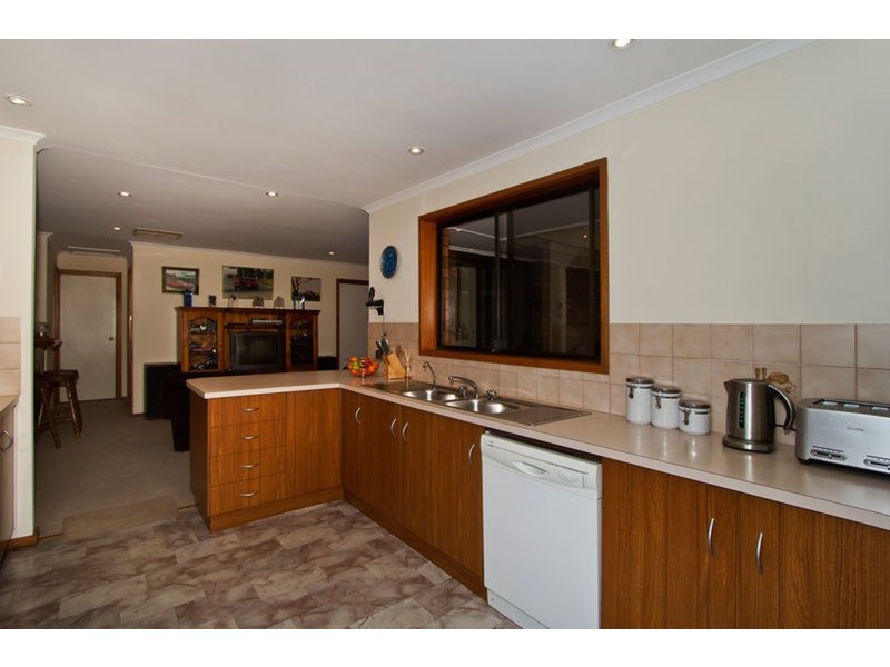 4 Greenfield Court, Wynn Vale SA 5127