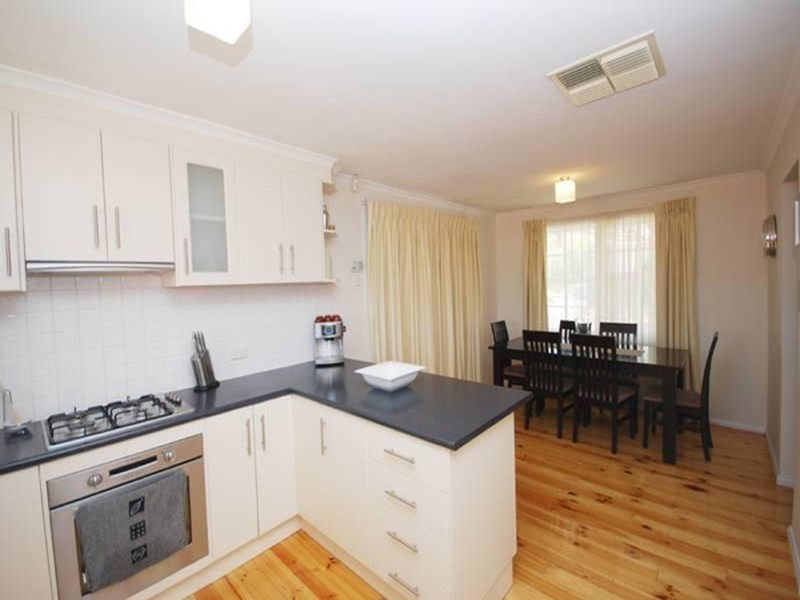 5 Dargie Avenue, Hope Valley SA 5090