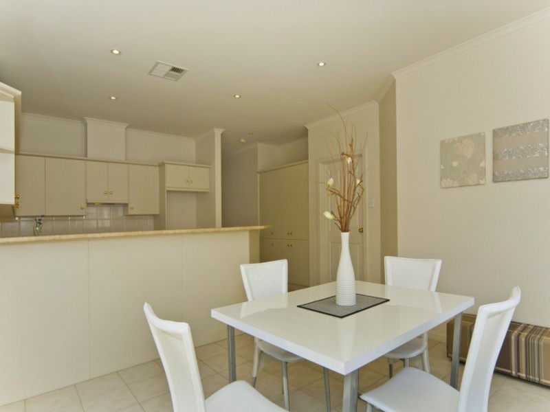 95 Heysen Avenue, Hope Valley SA 5090