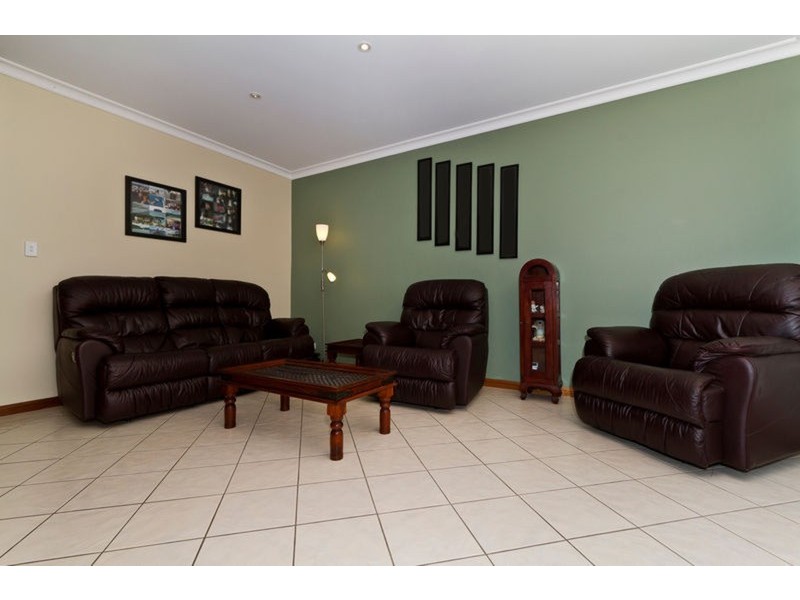 8 Coach House Mews, Hillbank SA 5112