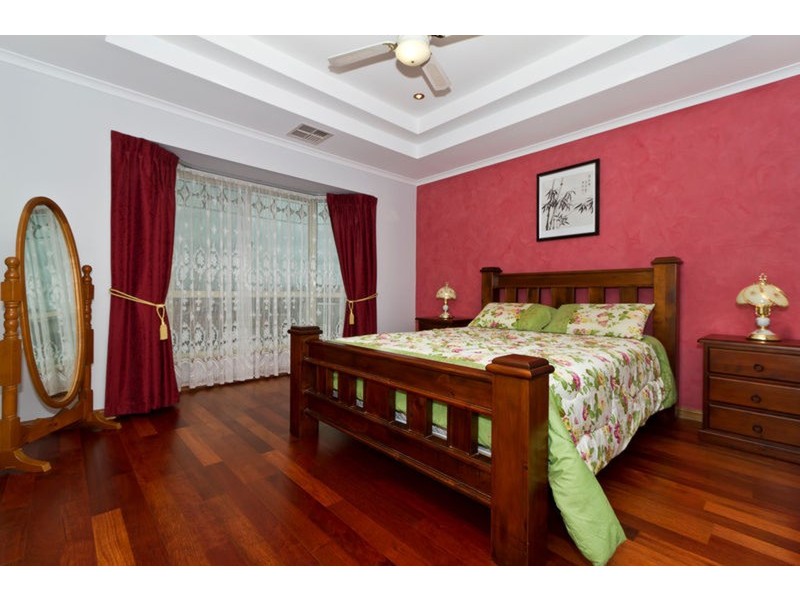 8 Coach House Mews, Hillbank SA 5112