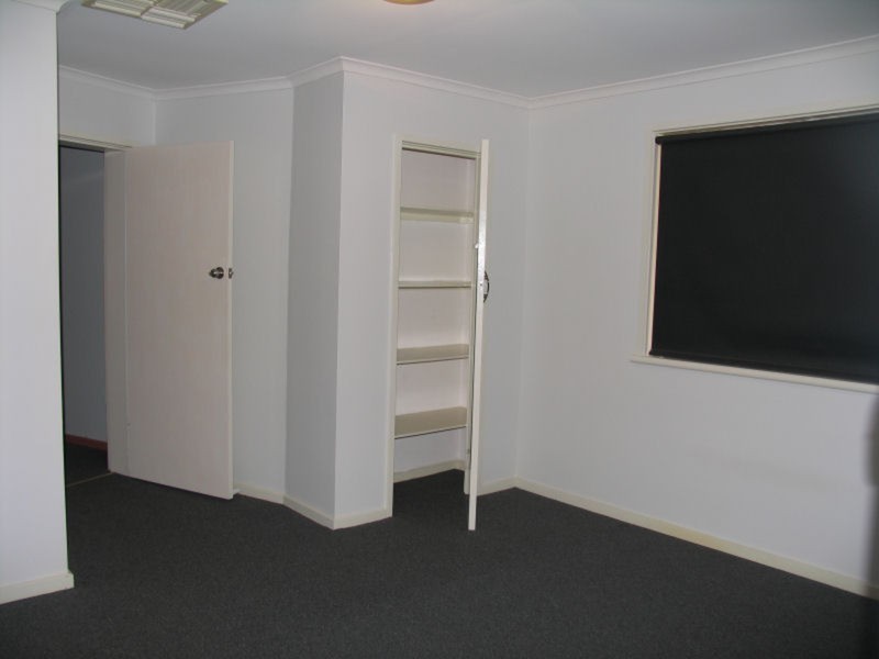 5 Hewish Crescent, Elizabeth Park SA 5113