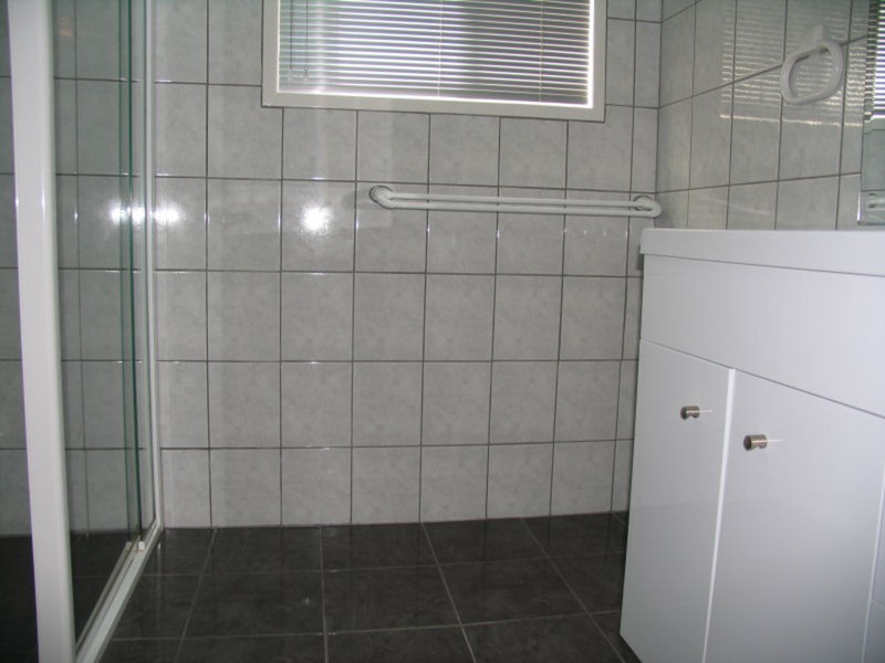 5 Hewish Crescent, Elizabeth Park SA 5113