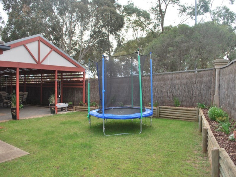 5 Sandalwood Court, Salisbury Heights SA 5109