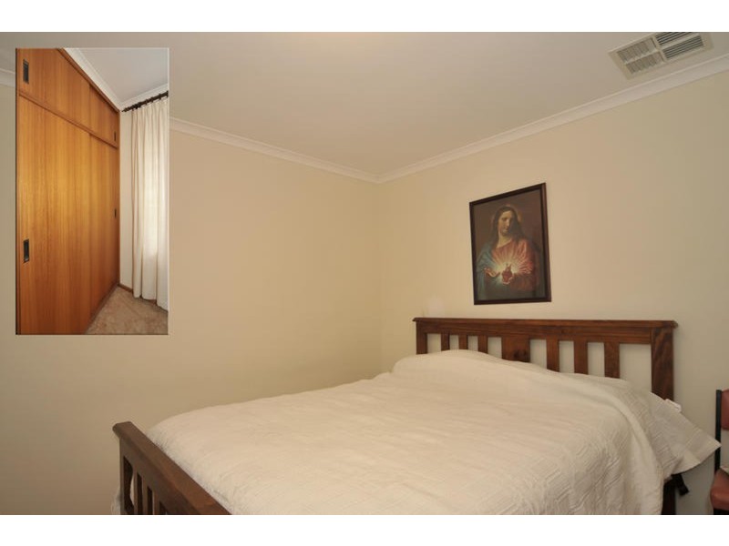 14 Robertson Crescent, Redwood Park SA 5097