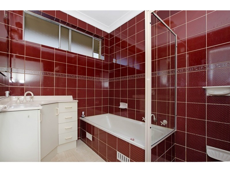 3 Canberra Crescent, Valley View SA 5093