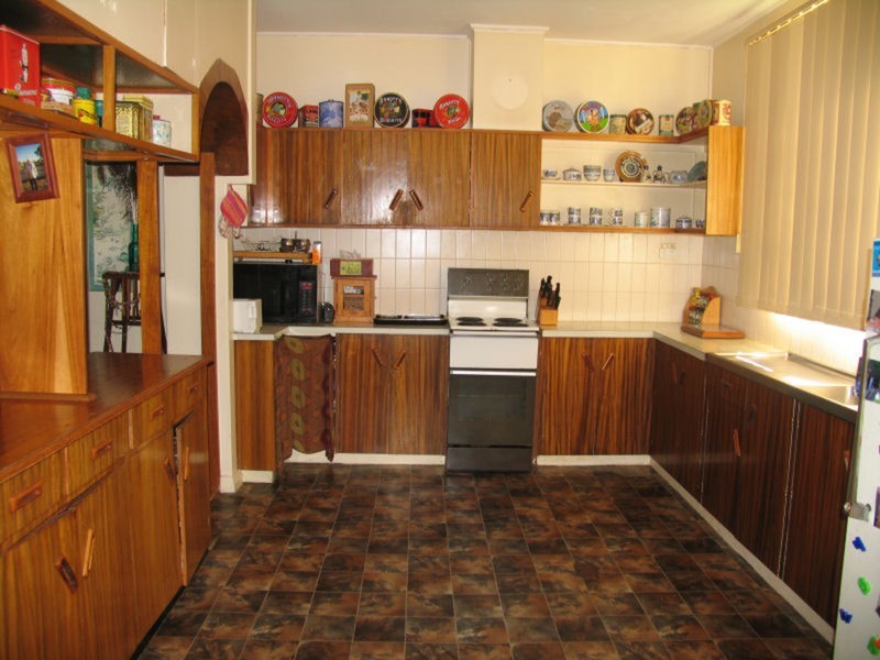 25 Kennington Road, Hope Valley SA 5090