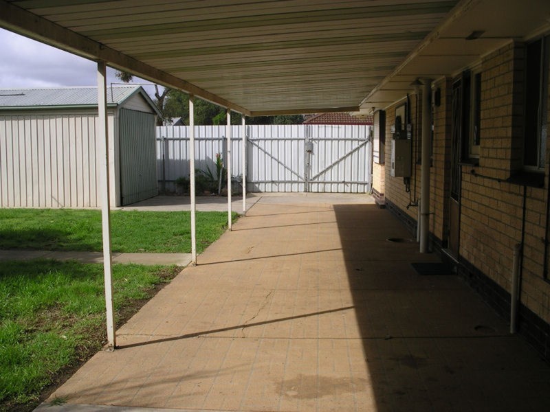 21 Blueberry Road, Parafield Gardens SA 5107