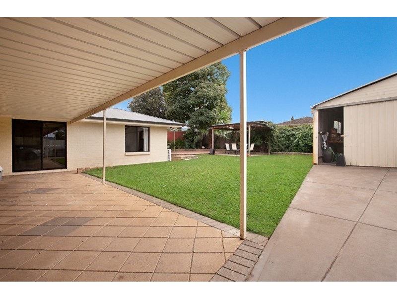 25 Ariadne Crescent, Modbury Heights SA 5092