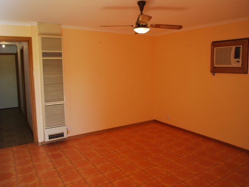 6 Luke Avenue, Salisbury Downs SA 5108