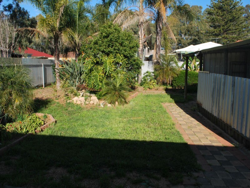 6 Luke Avenue, Salisbury Downs SA 5108