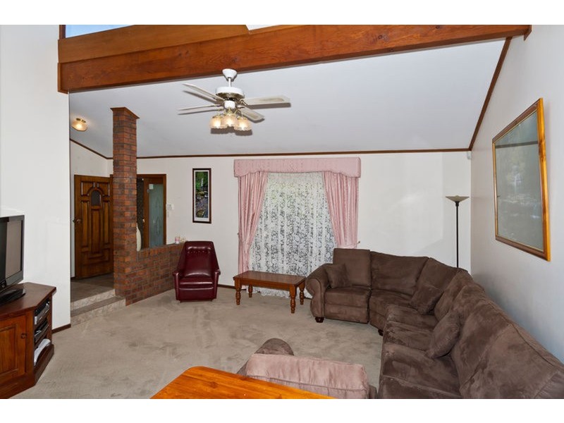 24 Zinfandel  Avenue, Wynn Vale SA 5127