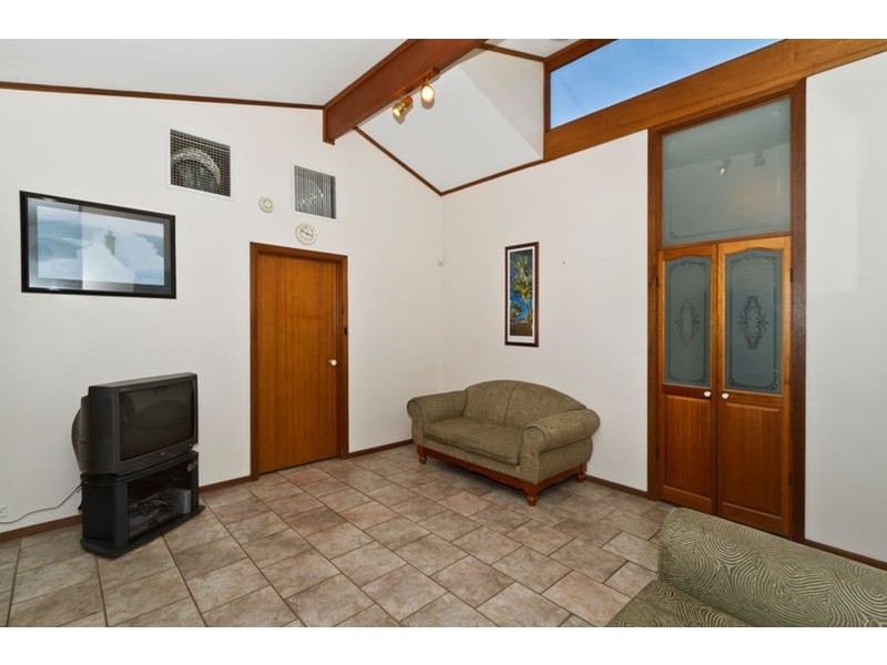 24 Zinfandel  Avenue, Wynn Vale SA 5127