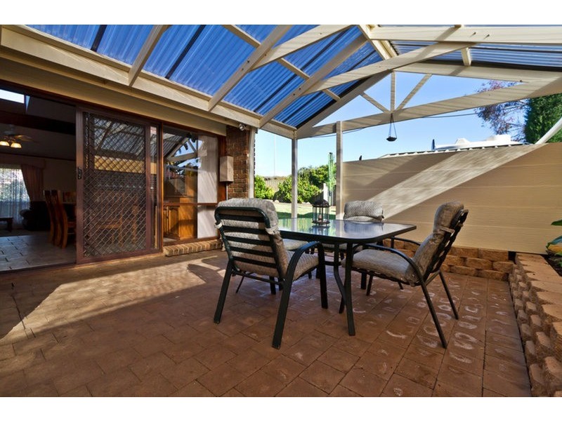 24 Zinfandel  Avenue, Wynn Vale SA 5127