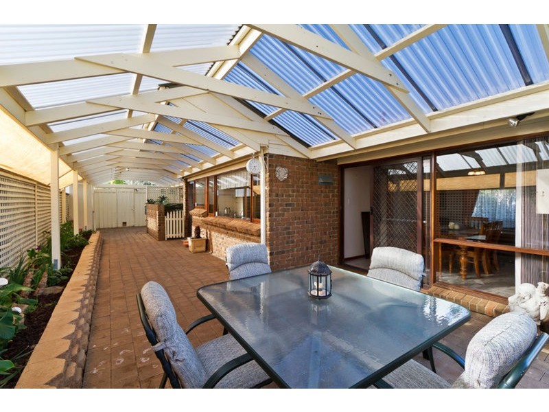 24 Zinfandel  Avenue, Wynn Vale SA 5127