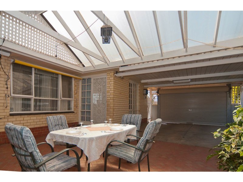 11 Livingston Avenue, Ingle Farm SA 5098