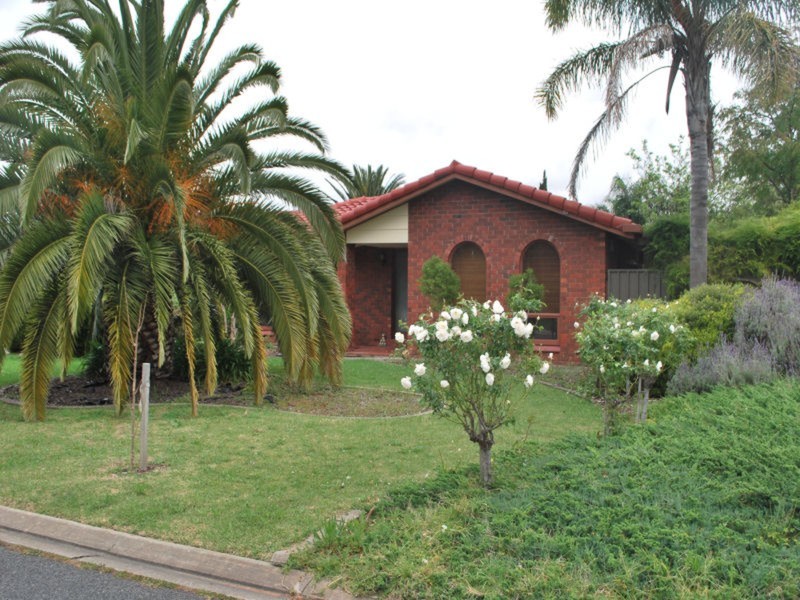 5 Abercrombie Crescent, St Agnes SA 5097