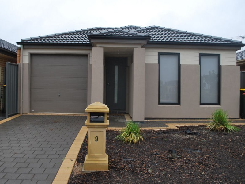 9 Maple Street, Munno Para West SA 5115