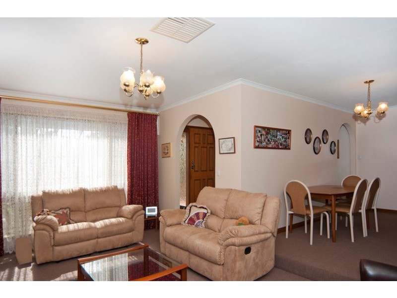 35 Fraser Avenue, St Agnes SA 5097