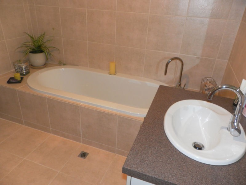 11 Robert Street, Athelstone SA 5076