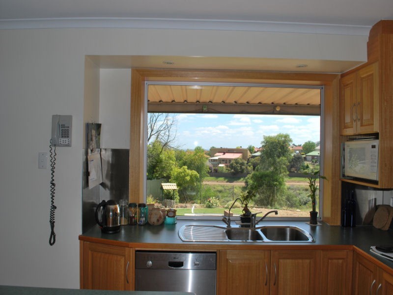 5 Mersey Court, Para Hills SA 5096