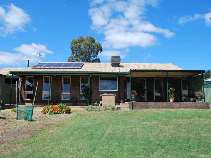 5 Mersey Court, Para Hills SA 5096