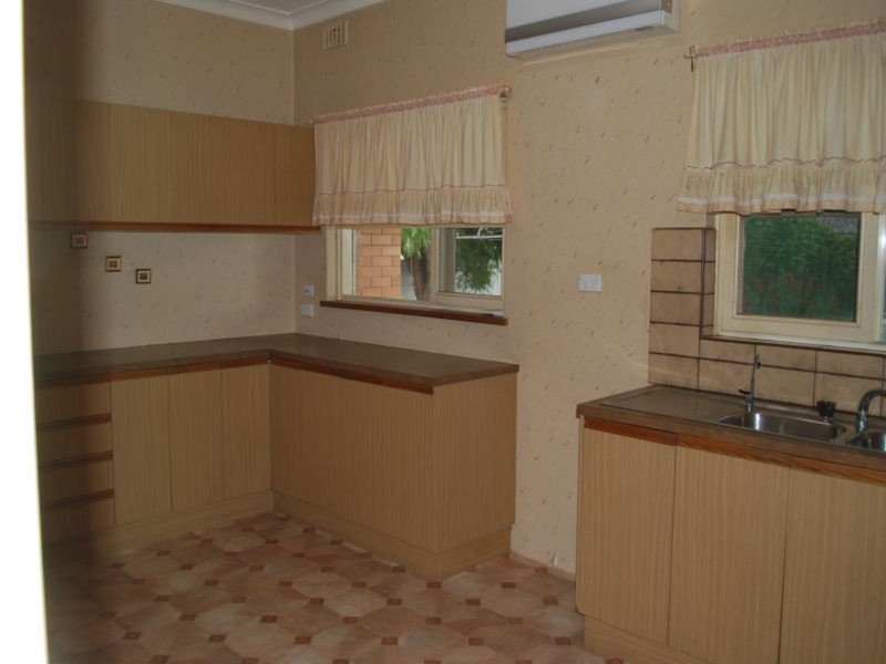 5 Gosfield Crescent, Hampstead Gardens SA 5086