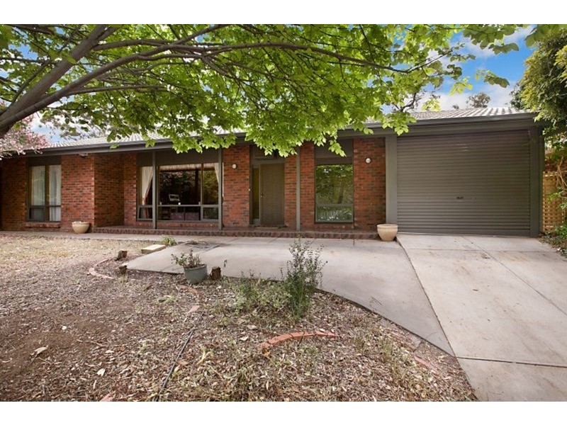 124 Brougham Drive, Valley View SA 5093