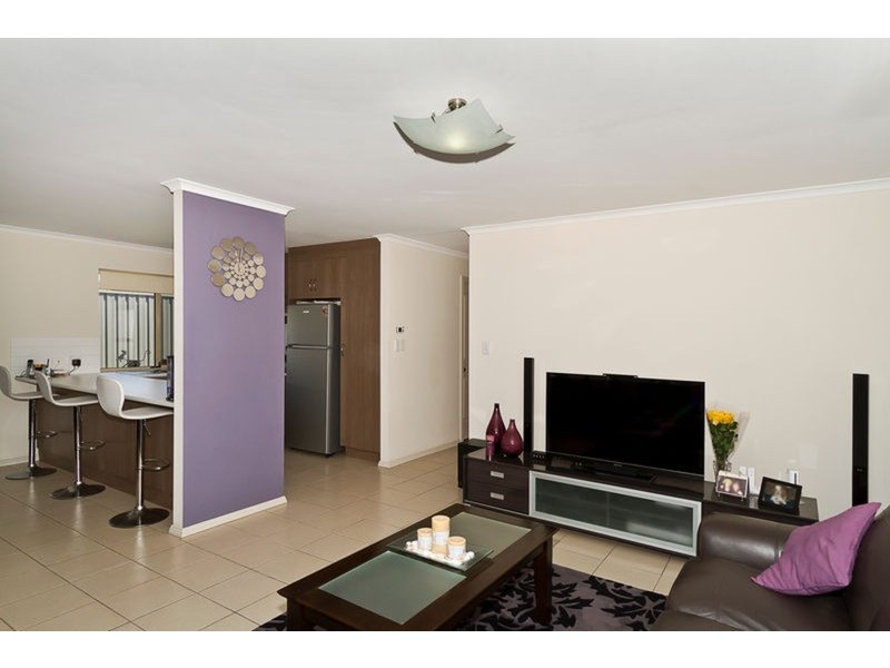 13B Rutherglen Avenue, Valley View SA 5093