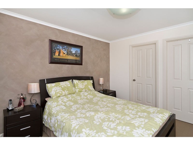 13B Rutherglen Avenue, Valley View SA 5093