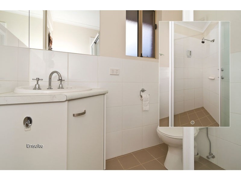 13B Rutherglen Avenue, Valley View SA 5093