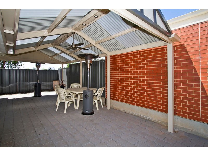 13B Rutherglen Avenue, Valley View SA 5093