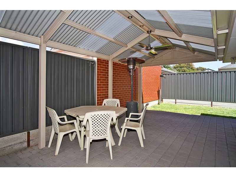 13B Rutherglen Avenue, Valley View SA 5093