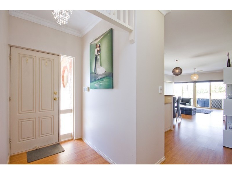 22 Swansea Circuit, Gulfview Heights SA 5096