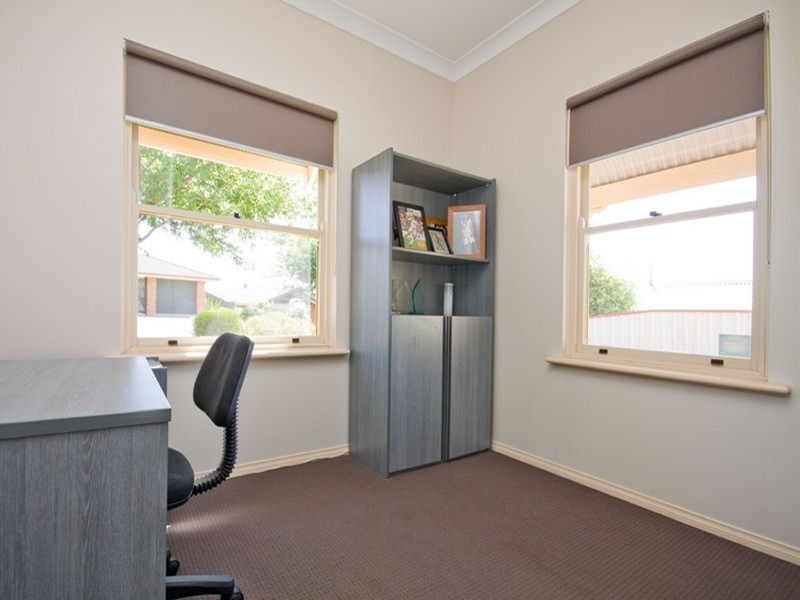 22 Swansea Circuit, Gulfview Heights SA 5096