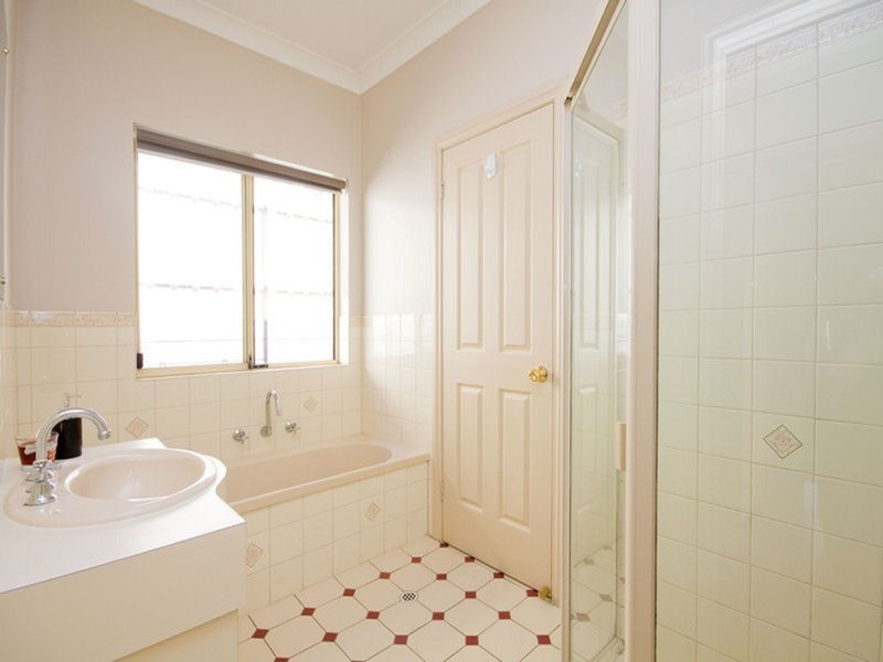 22 Swansea Circuit, Gulfview Heights SA 5096