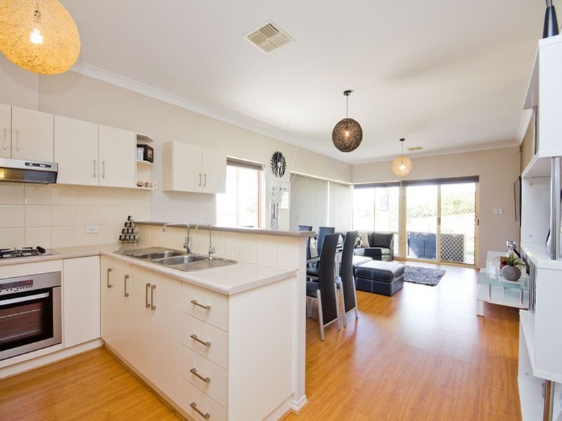 22 Swansea Circuit, Gulfview Heights SA 5096