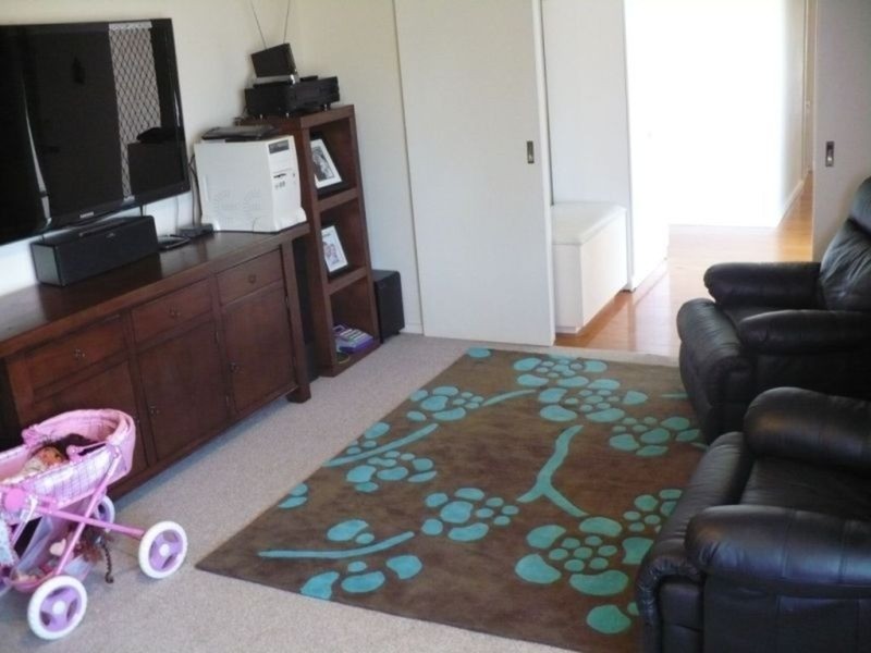 16 Batley Street, Para Vista SA 5093