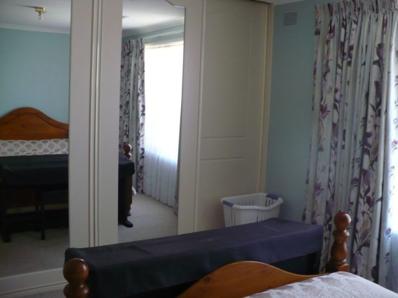 16 Batley Street, Para Vista SA 5093