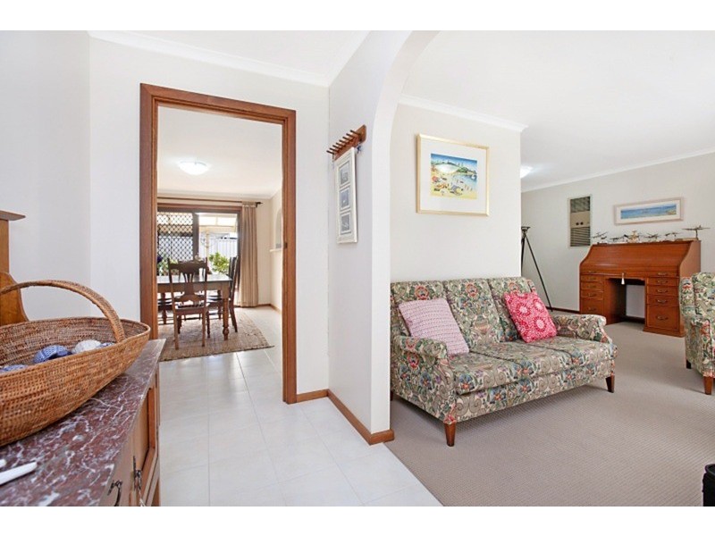 10 Niemeyer  Crescent, St Agnes SA 5097