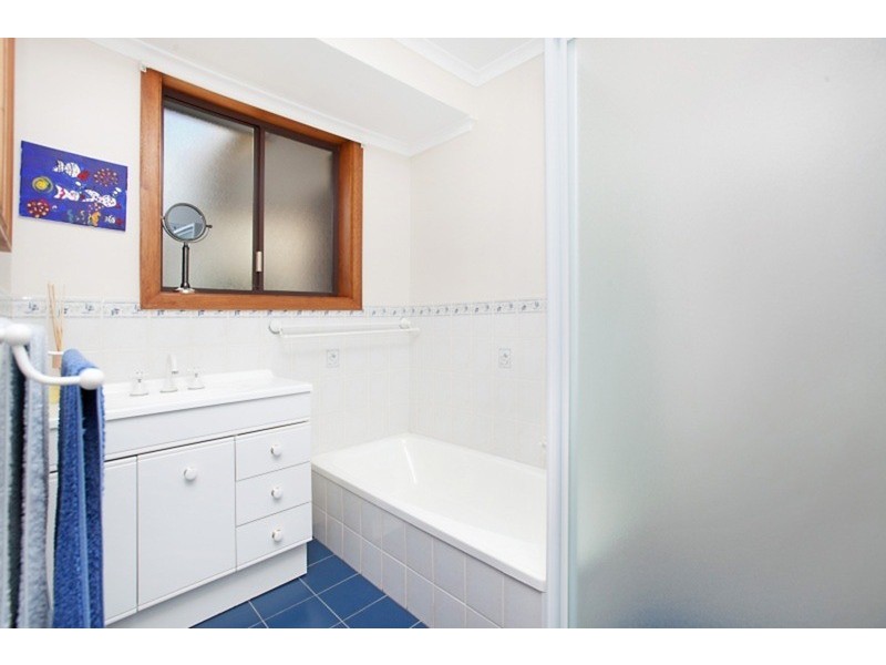 10 Niemeyer  Crescent, St Agnes SA 5097