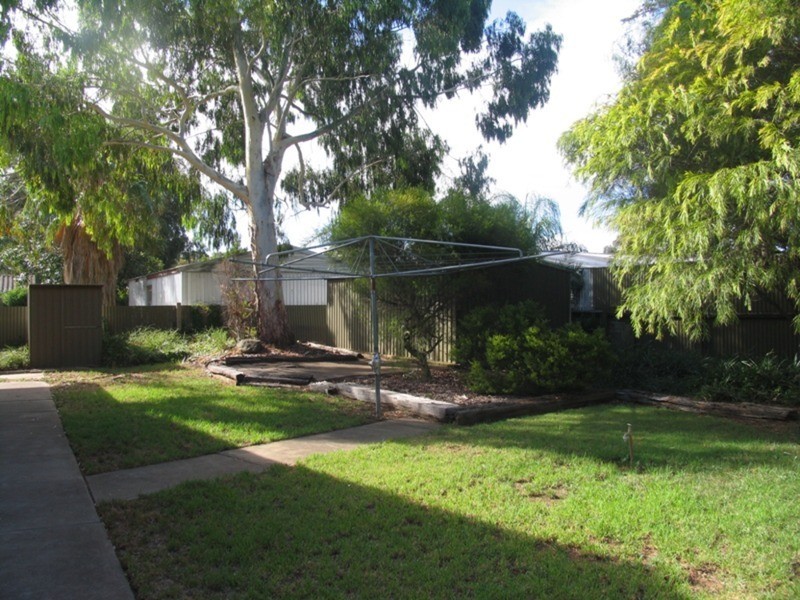 6 Jose Court, Para Hills West SA 5096